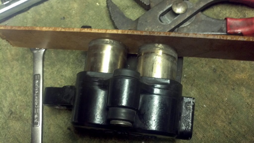 Brake Caliper - ejected pistons
